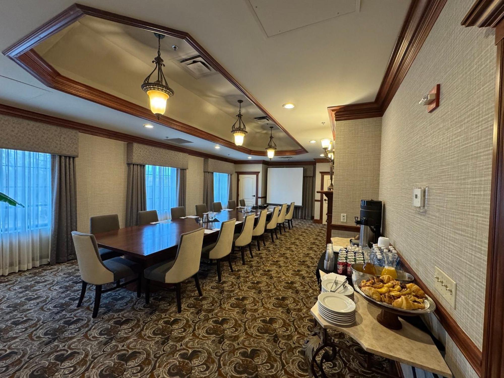Holiday Inn Hotel & Suites Minneapolis-Lakeville By Ihg Εξωτερικό φωτογραφία